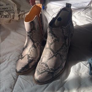 Brand new women’s size 10 snakeskin booties